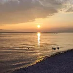Hotell Riviera - Private In A Shared Vevey