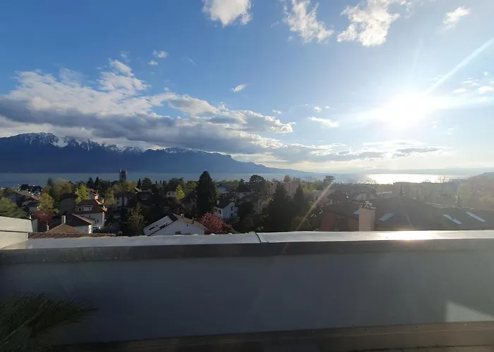 Riviera - Private In A Shared * Vevey