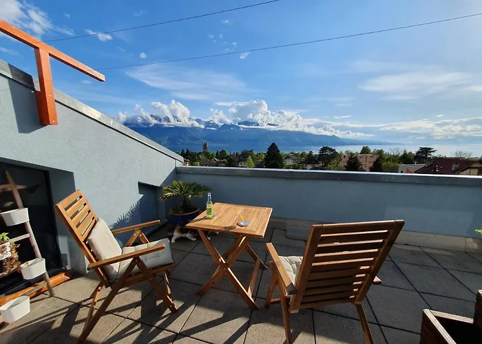 Riviera - Private In A Shared Vevey